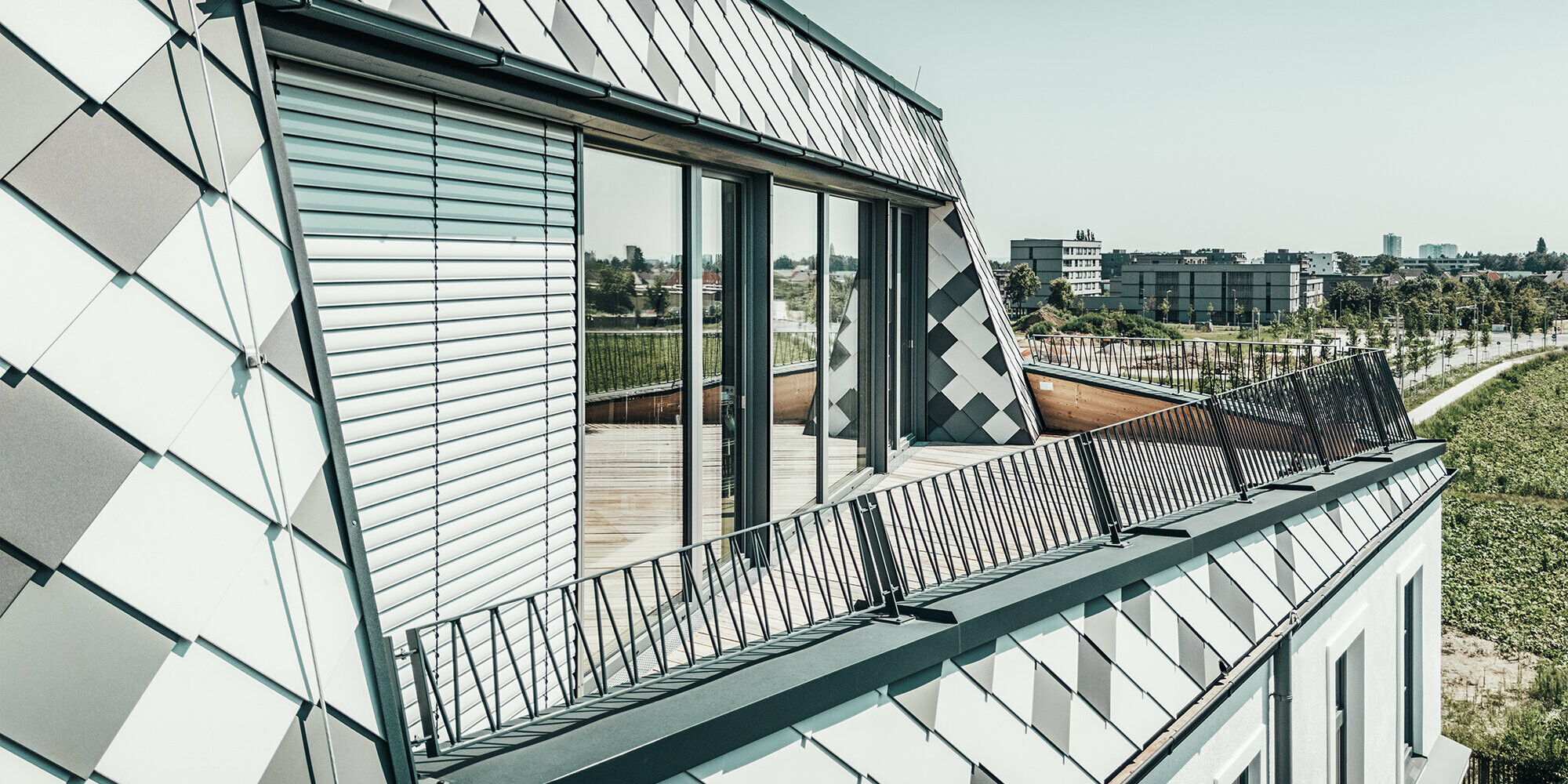 Aufnahme von der Terrasse des Penthouses von der nördlichen Kante aus.